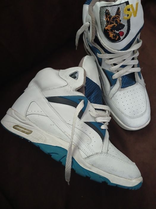 Кросівки шкіряні