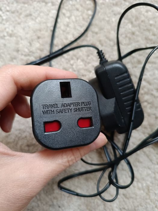 AC adaptor model AK01G