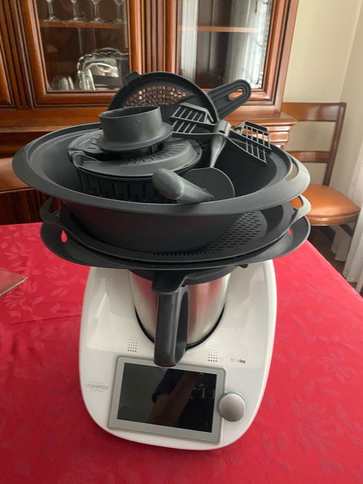 Bimby TM6 em ótimo estado – 850€ (negociável)