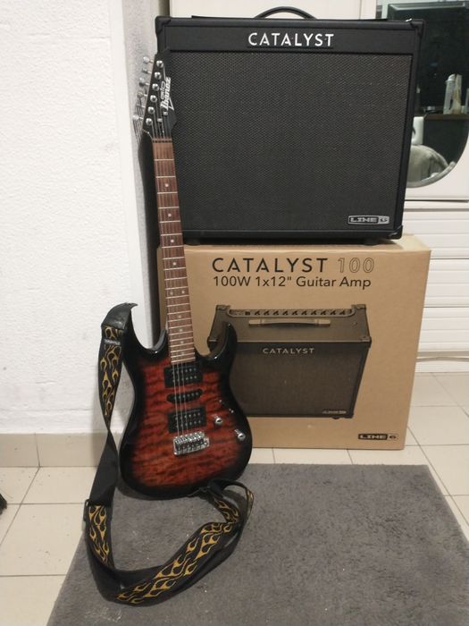 Guitarra Gio Ibanez e amplificador catalyst 100