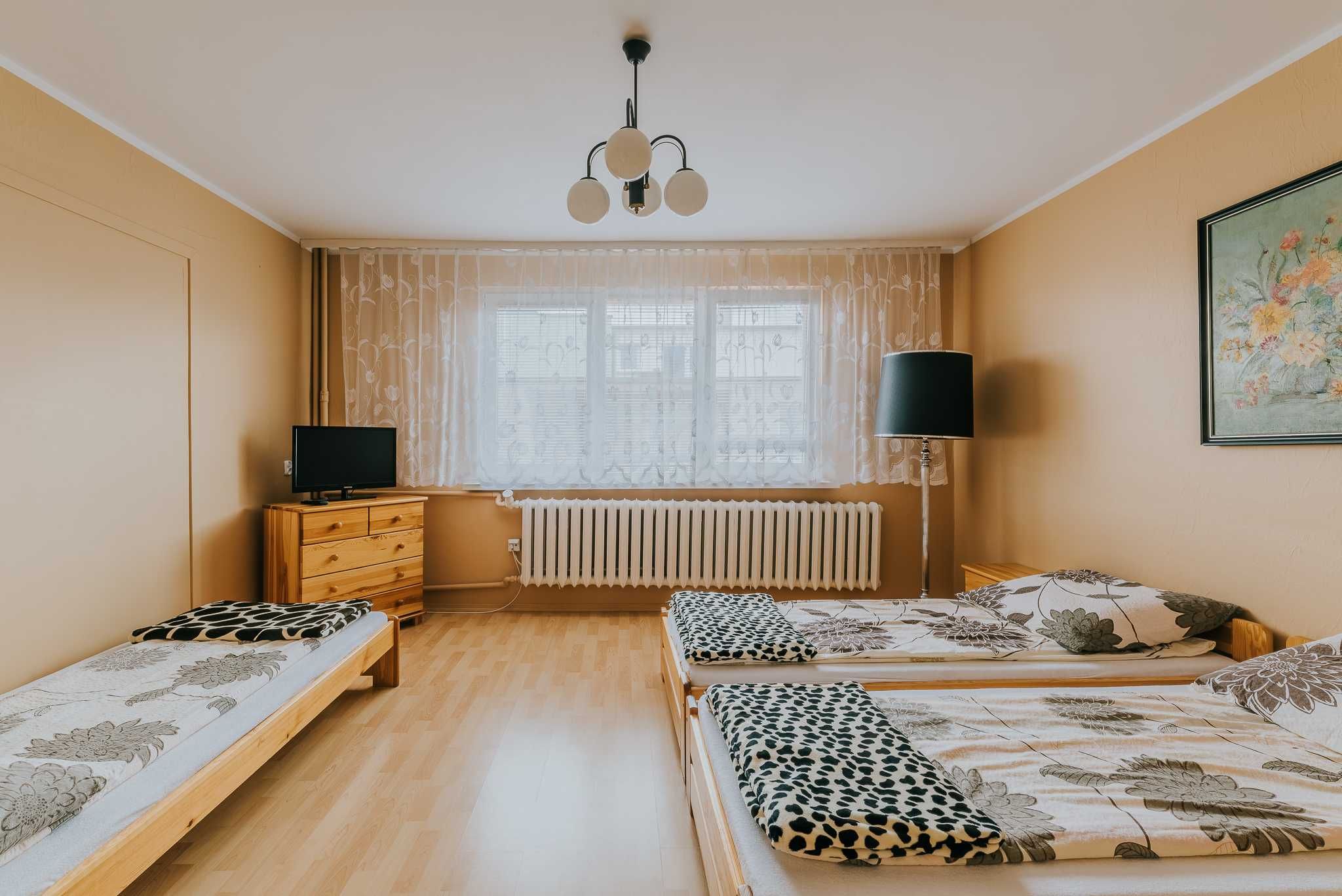Noclegi nad Morzem w Karwi - Wolne Pokoje Blisko Plaży - Wakacje