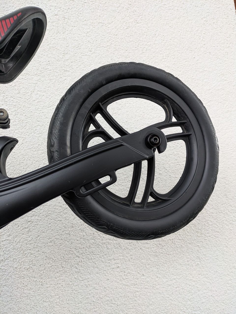 Rowerek biegowy Magnesium pro cariboo