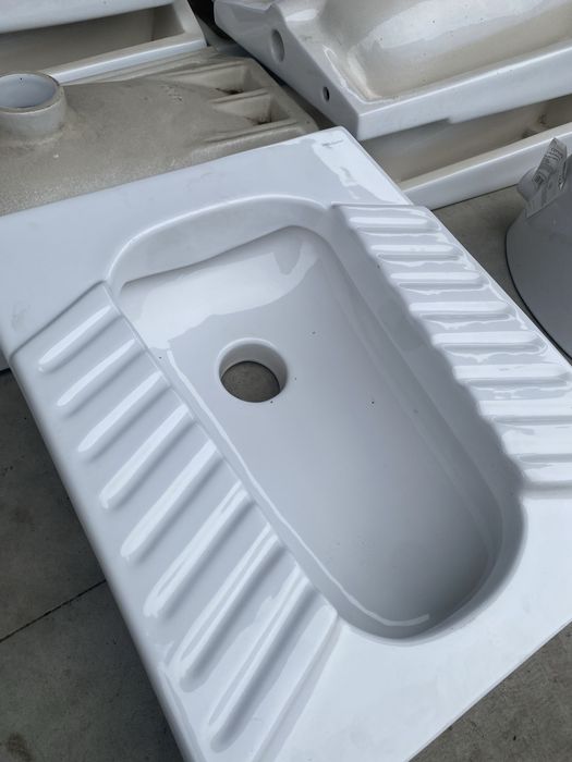 Продам чаши генуя. Продам пісуари. Від ціни магазинів -50%