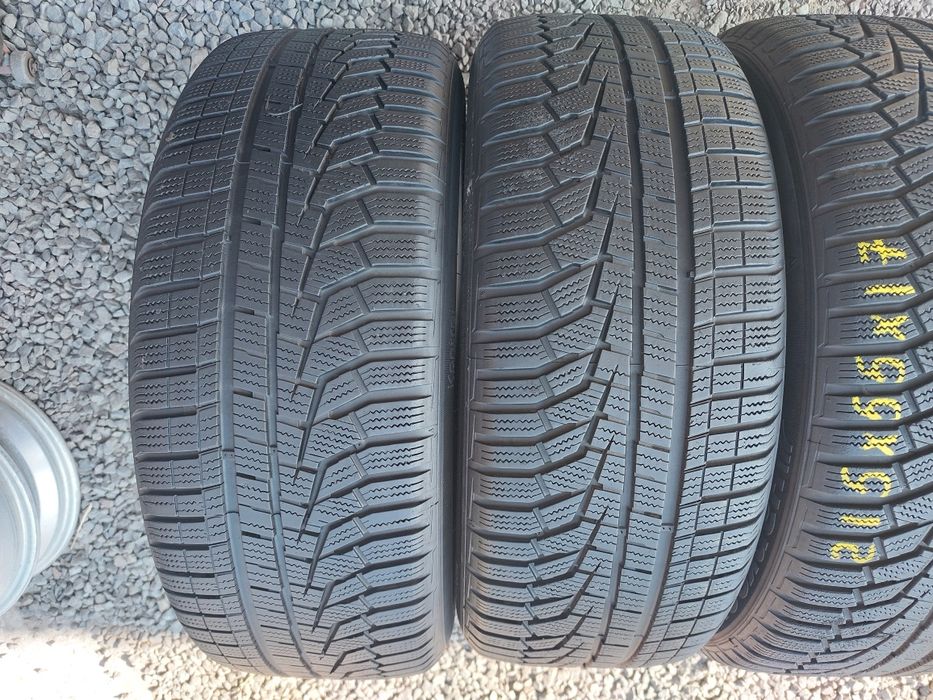 215 55 R17 Hankook Winter I Cept EVO2