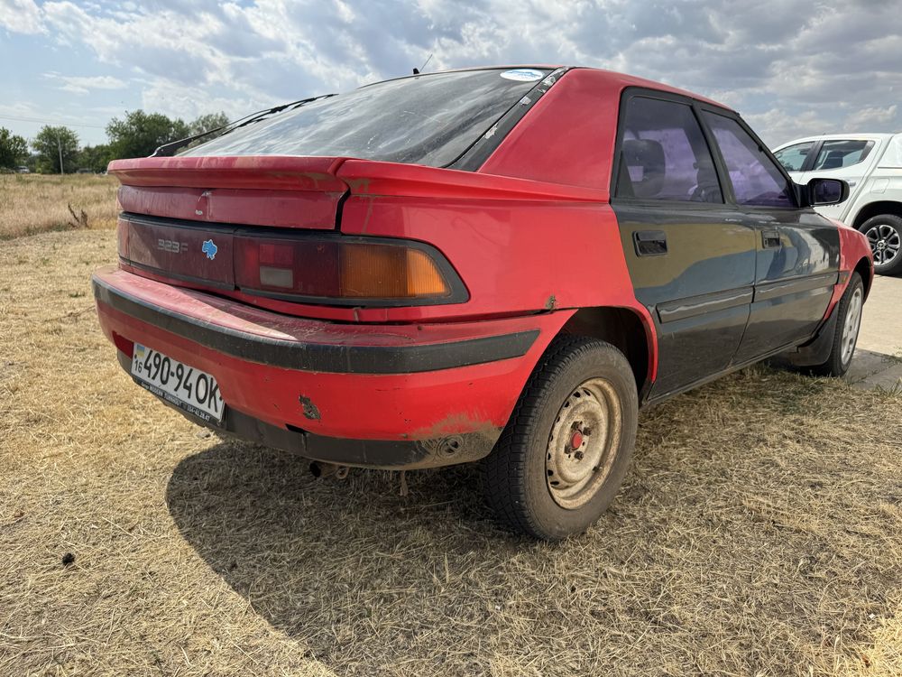 По запчастям разбор mazda 323F слепая