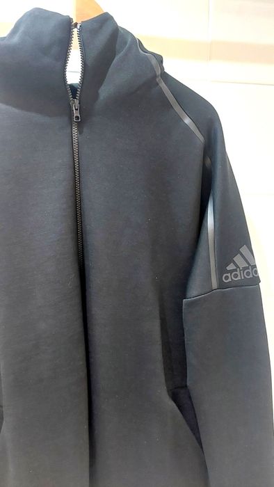 Casaco adidas preto