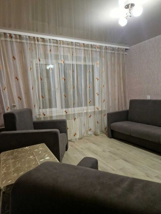 Подобово(посуточно) квартира Слобожанське(Чугуївський р-н).