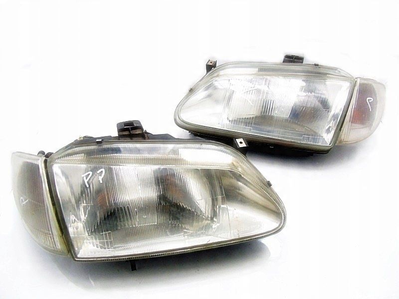 Reflektory Lampy przód Komplet Renault Scenic i