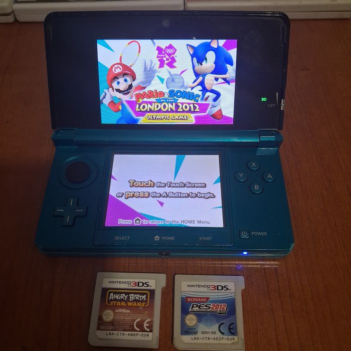 Nintendo 3DS Azul + 3 Jogos Originais + Carregador