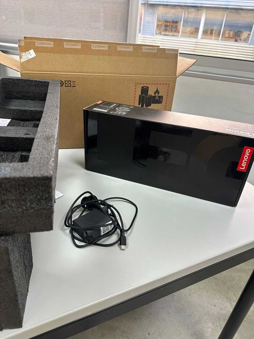 Consola Lenovo Legion Go (1TB)