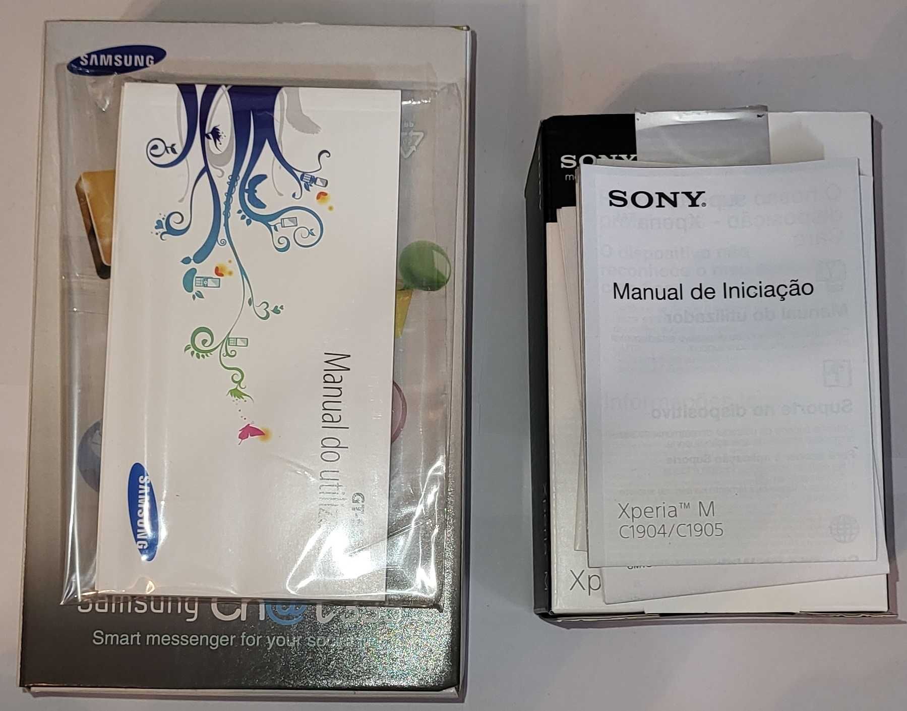 Conjunto caixas para telemóveis com manuais incluidos