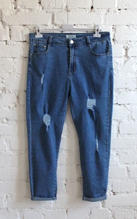 Mega modne jeansy z dziurami r.44 i 42