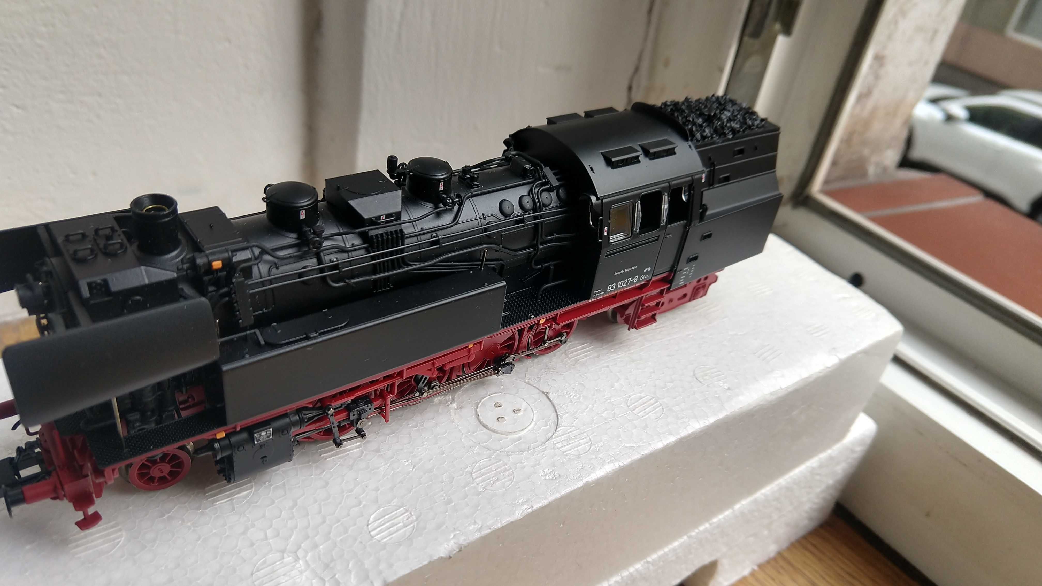 Parowóz BR 83  PIKO "H0"