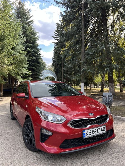 Продам Kia Ceed 2018
