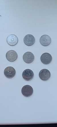10 монет по 5 копійок різних років