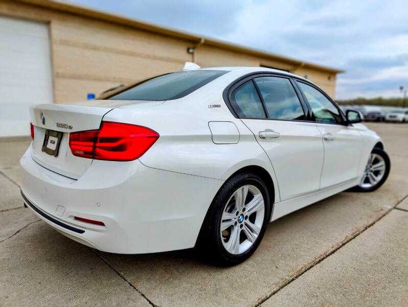2016 BMW 3 Series 330e