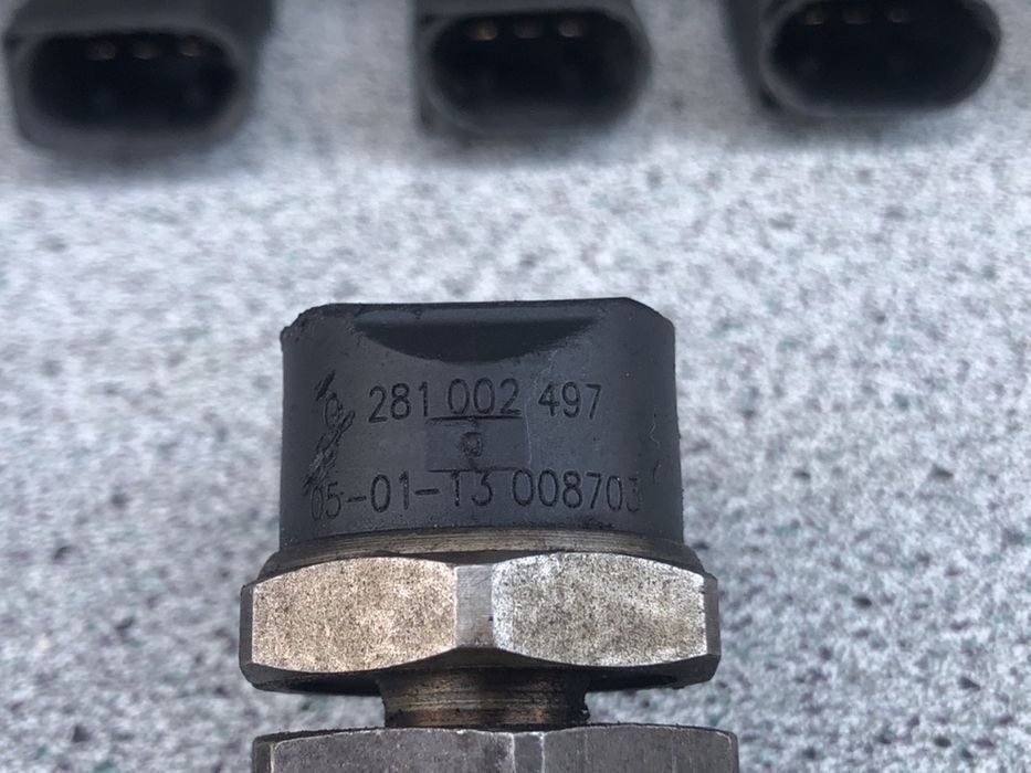 Датчик Давления Топлива на БМВ Е46 М47N Топливной Рампы 2.0d 320 Шрот
