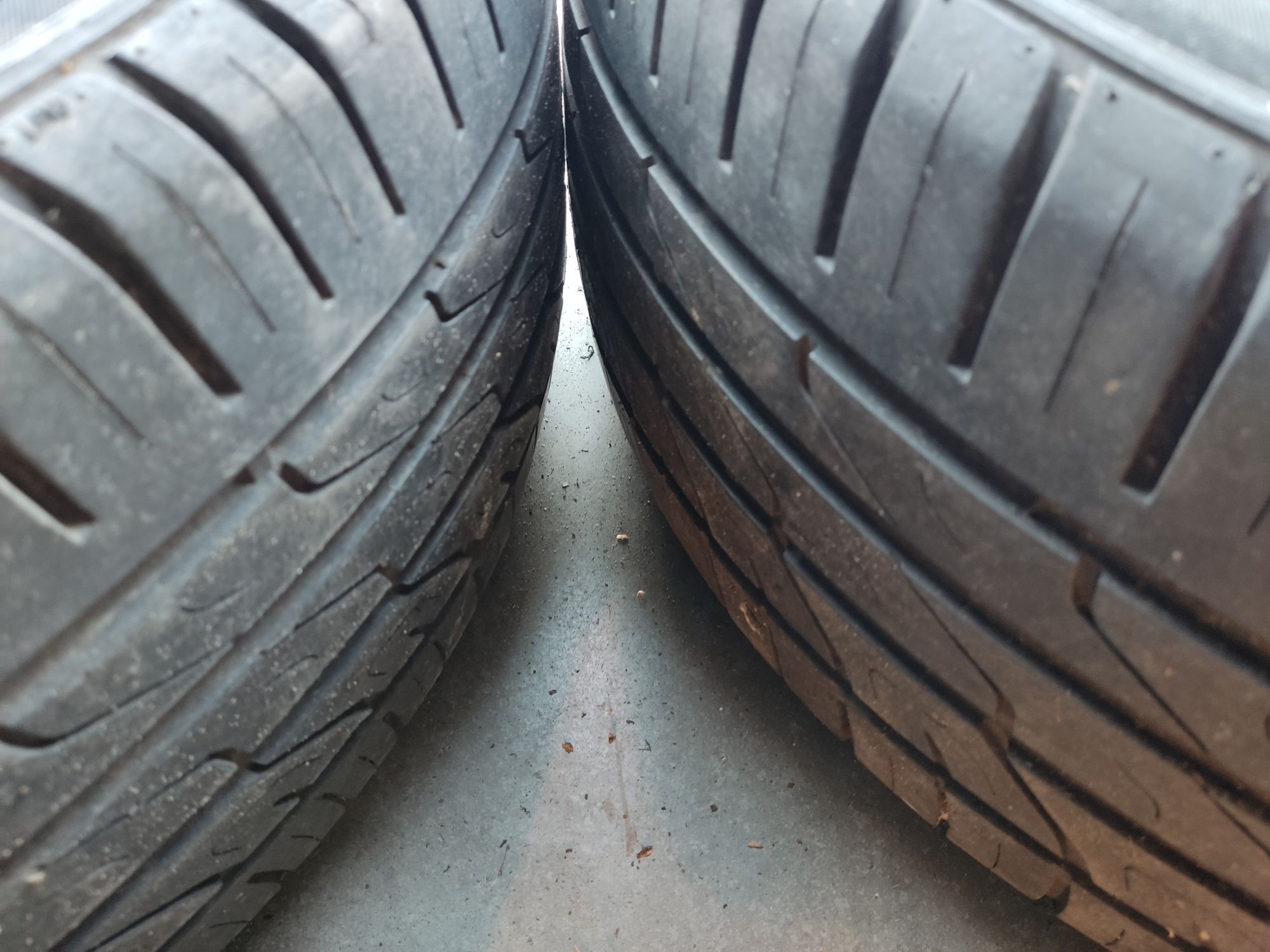 2x Opony 225 45 R18 19r.