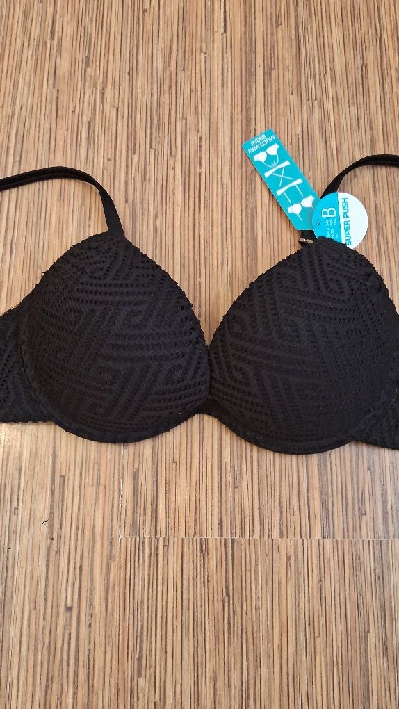 Лифы с push up, плавки