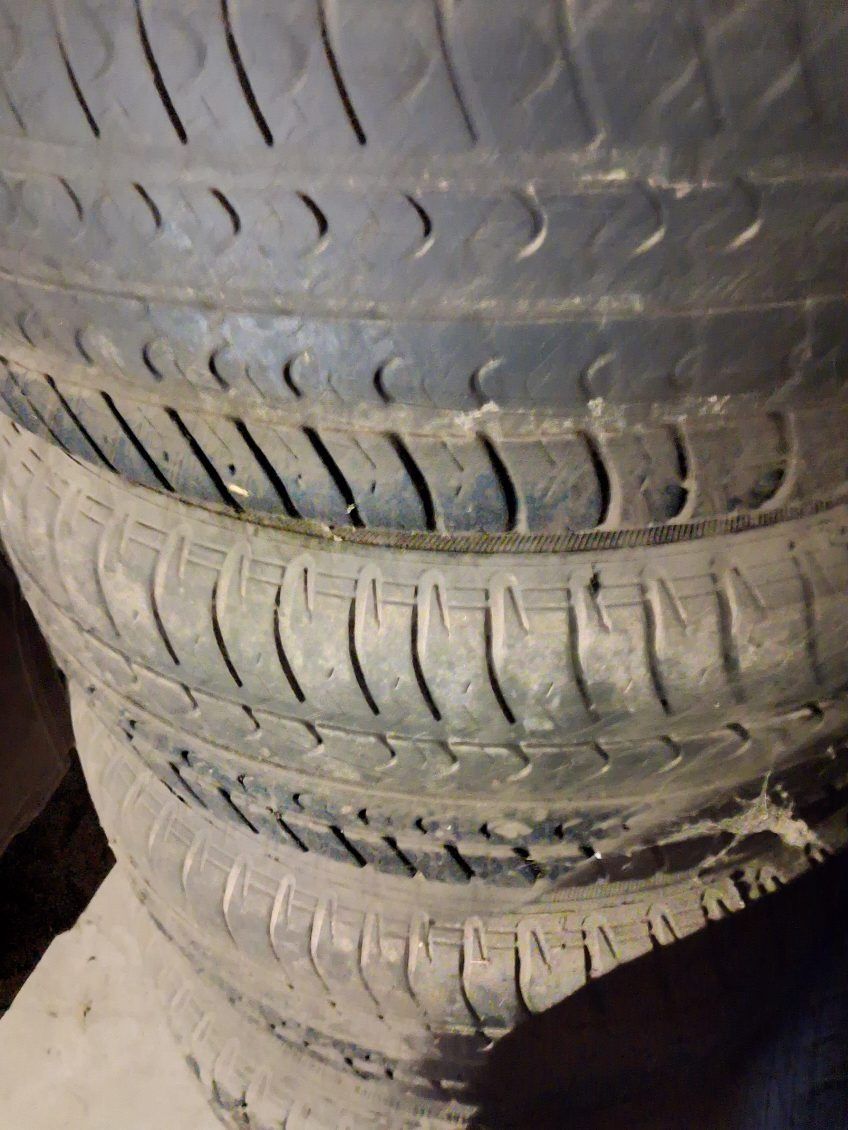 Opony z felgami 185/65R14