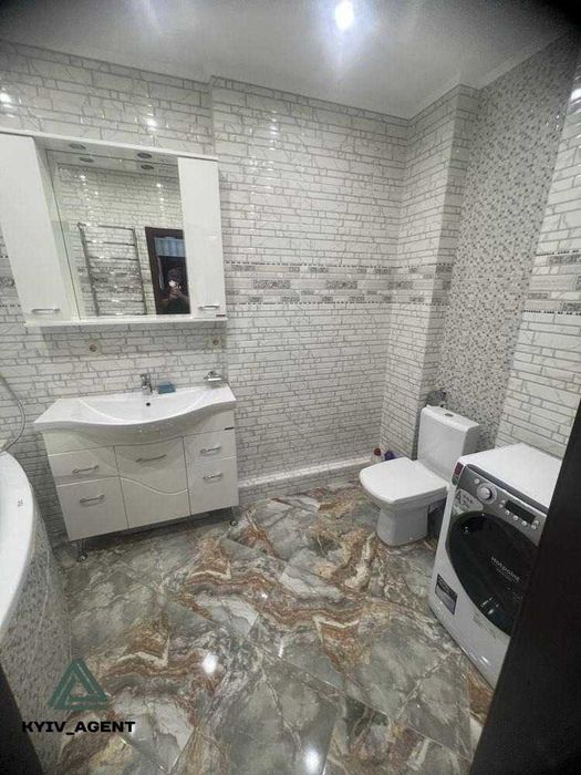 Повноцінна 2-кімнатна 84 м2 ЖК на вул. Ревуцького 9 Закритий двір