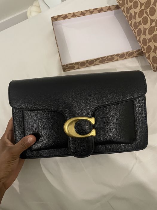 Mala  nova nunca utilizada