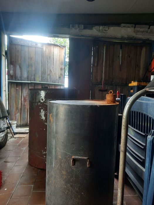 Продам бочку нержавеющая сталь магнитная