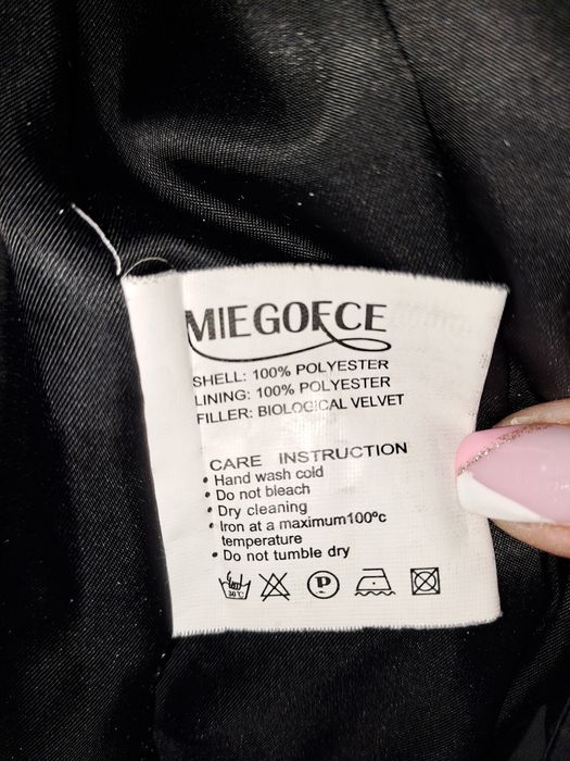 Пальто пуховик жіночий