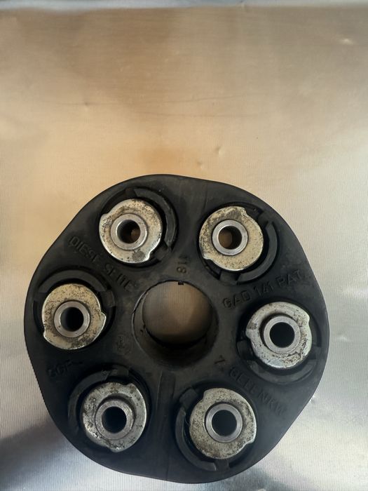 Кронштейн стабілізатора мерседес 190 124 202 210 211 212