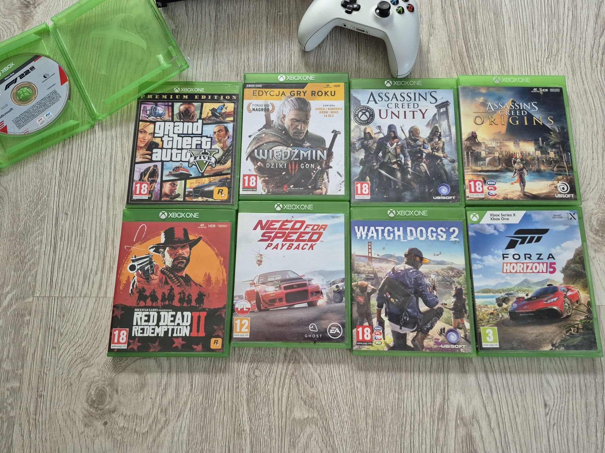 Xbox One S +9 gier
