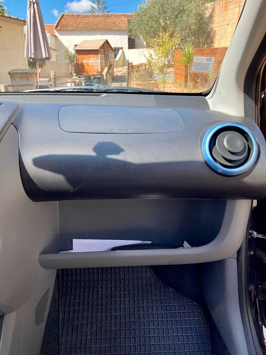 Peugeot 107 em excelente estado geral, económico, fiável