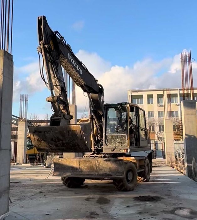 Оренда Гусеничний, Колісний Екскаватор Стрий, Львівська область