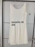 Vestido rendado curto
