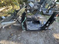 Четверть передня ліва Audi Q7 4L 2T/C9X синій 6Y/Z7S сірий
