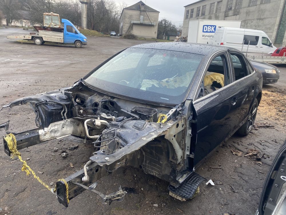Кузовщина Ауді А4б8 Audi A4B8 2008-2016рік