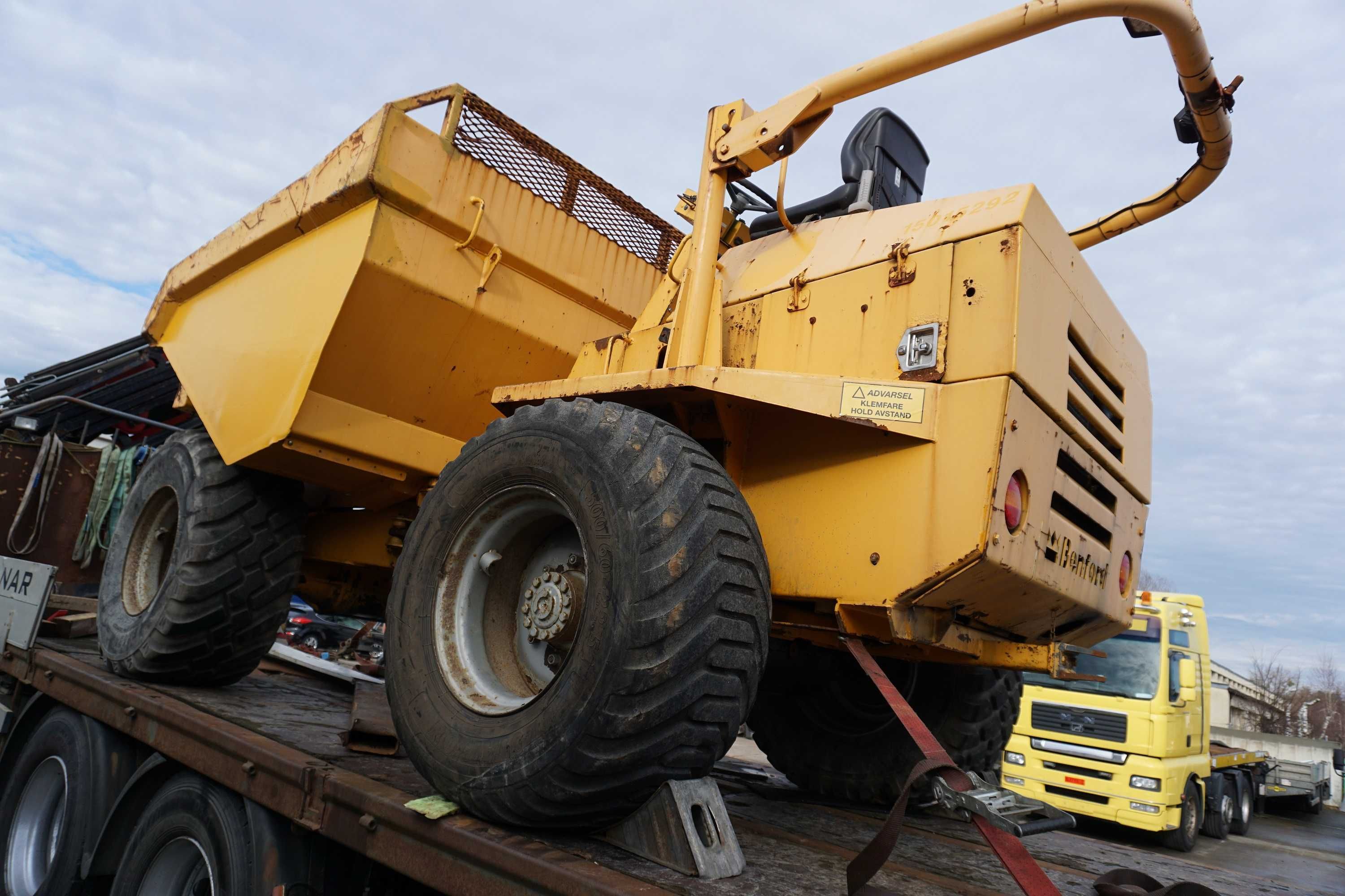 Wozidło Budowlane Terenowe 4x4 Wynajem Wypożyczalnia Szczecin