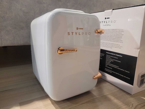 Nowa Mini lodówka na kosmetyki StylPro ASOS 4 Litry