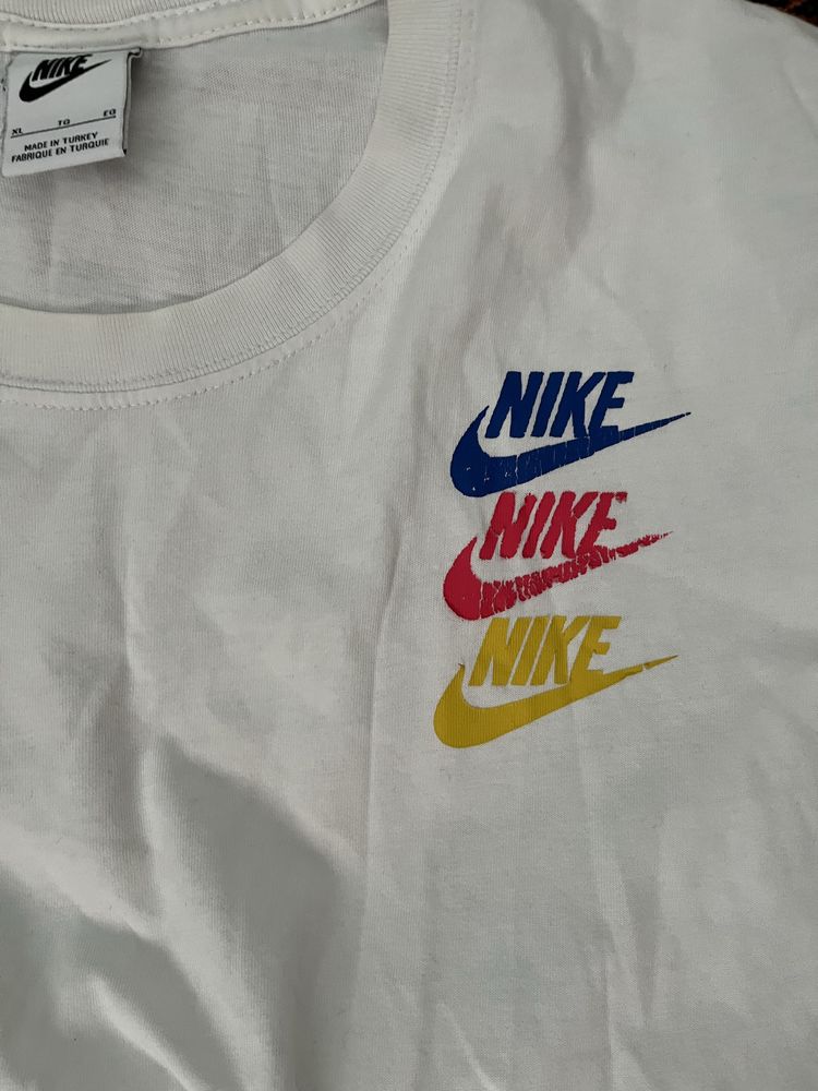 Футболка Nike Swoosh