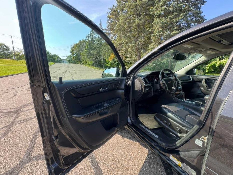 GMC Acadia SLT-1      2015