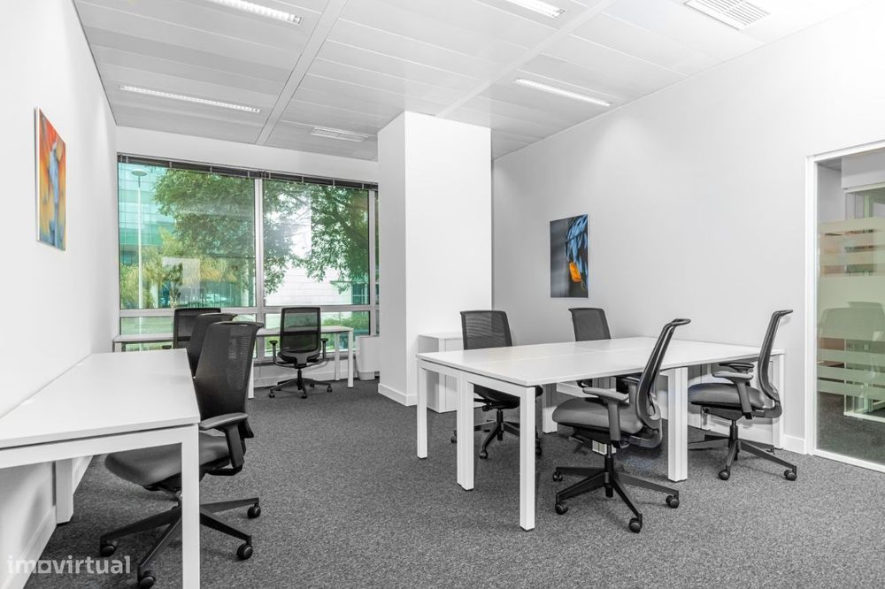 Espaço de escritório privativo para 5 pessoas em Oeiras, Lagoas Park
