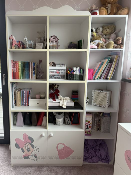 Zestaw mebli MEBLIK dla dziewczynki Regał, komoda, skrzynia