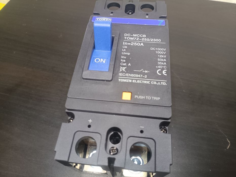 TOMZN 250A Автомат ПОСТІЙНОГО Струму 1000V TOM7Z DC MCCB Вимикач
