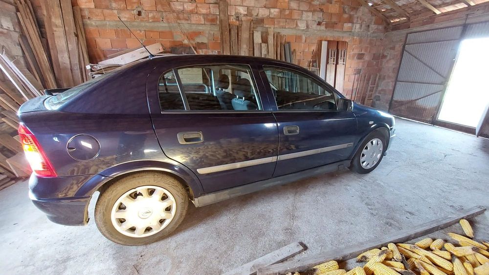 Opel Astra 1.4 Selection