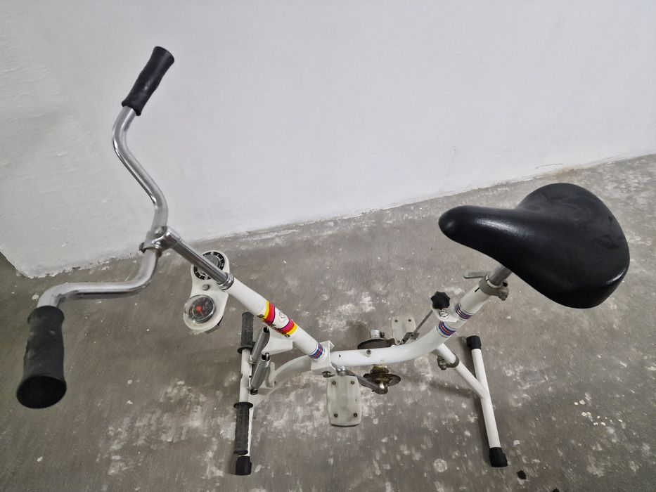 Bicicleta ginástica cor branca