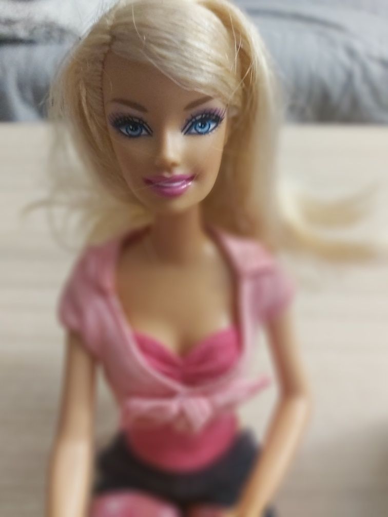 Lalka Barbie z pieskami