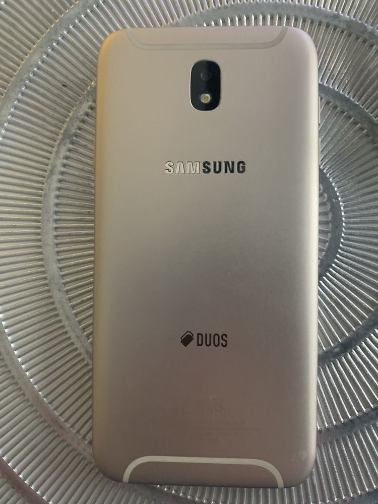 Samsung galaxy j7 dual sim