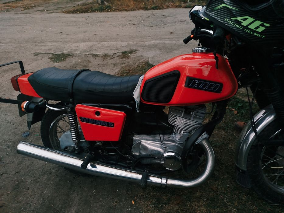 Продам Иж планета 5