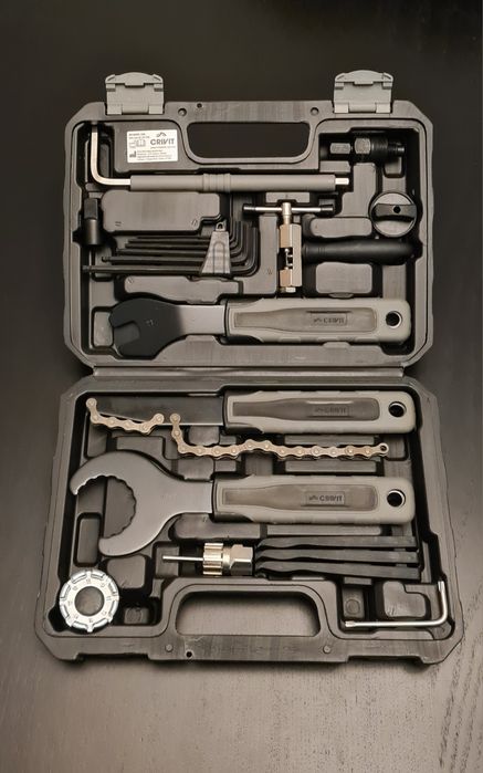 Caixa com kit ferramentas reparação/manutenção de bicicletas