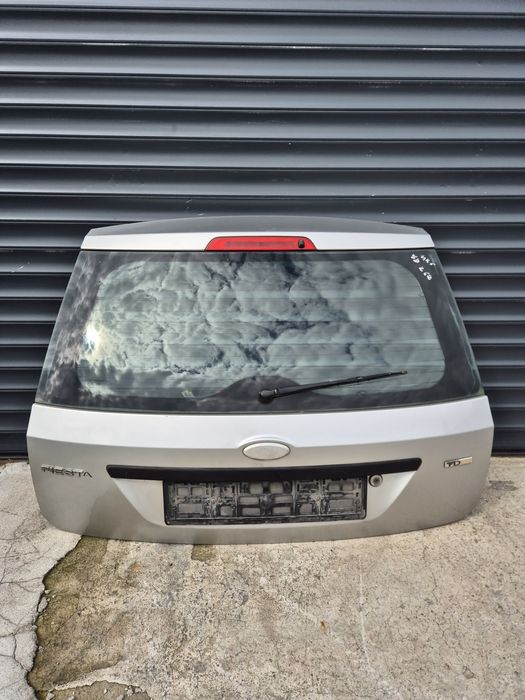 Klapa tylna ford fiesta mk6 kl 62 srebrny