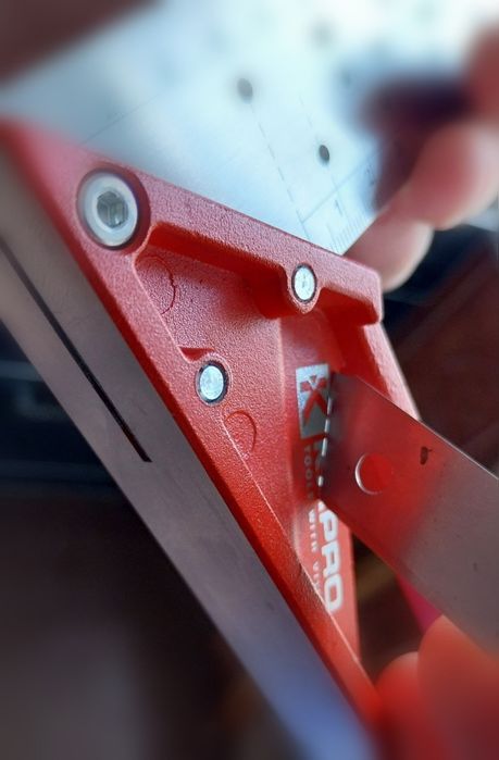 Кутник капро kapro угольник дев'яносто 25 і 30см